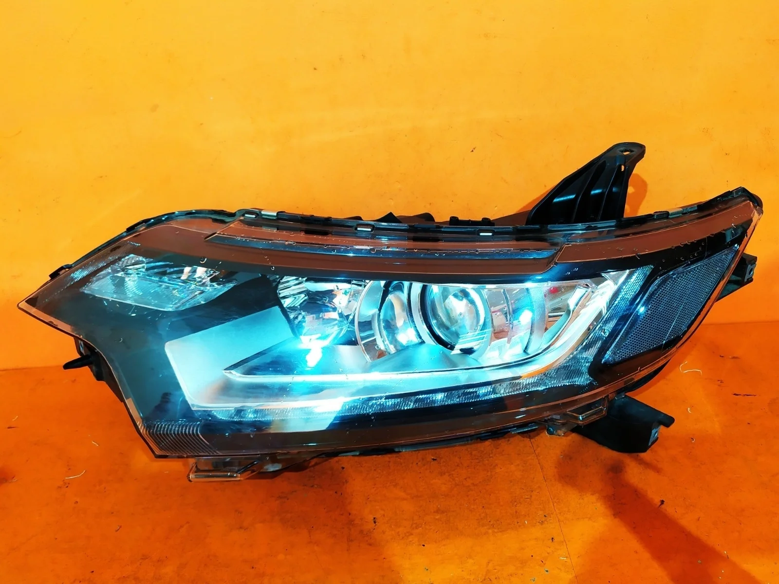 Фара Mitsubishi Outlander 2015-нв 3