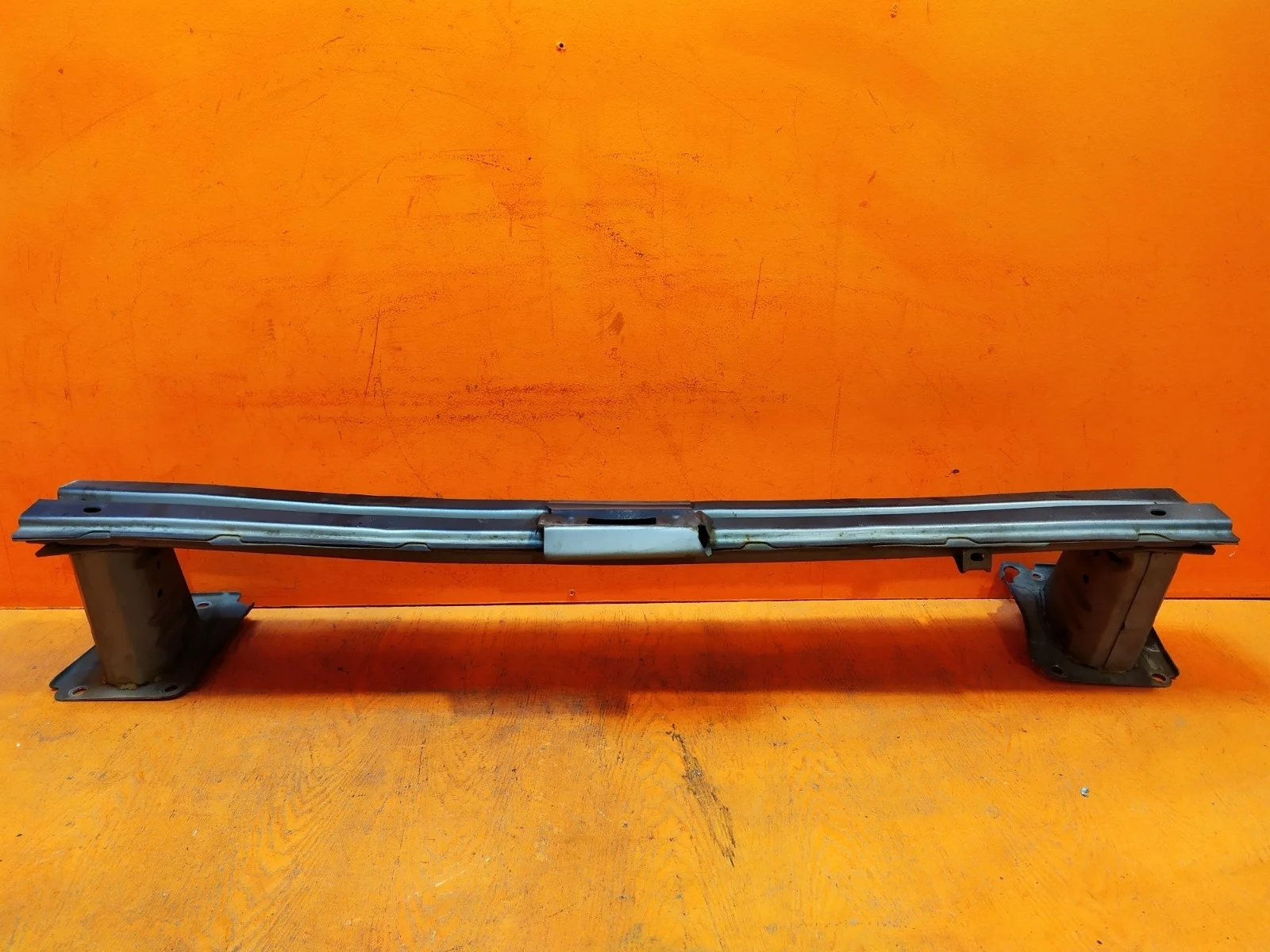 Усилитель бампера Mitsubishi Outlander 2012-нв 3