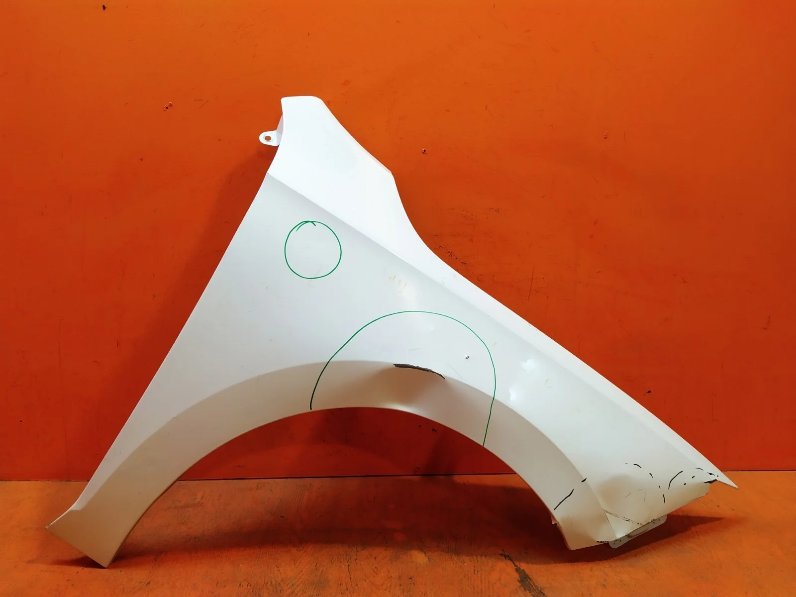 Крыло Skoda Rapid 2017-2020