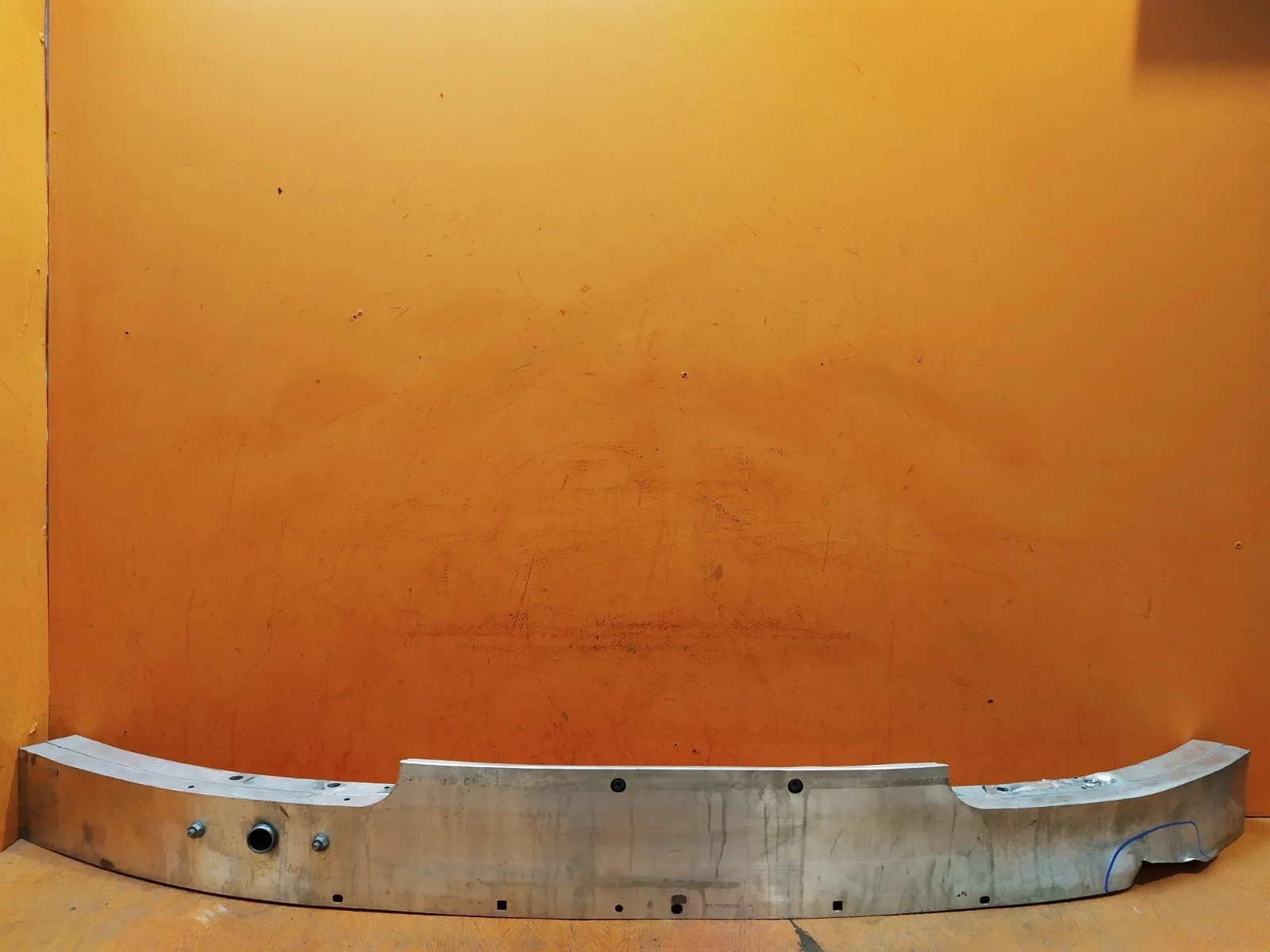 Усилитель бампера Mercedes -Class 2013-2020 W222