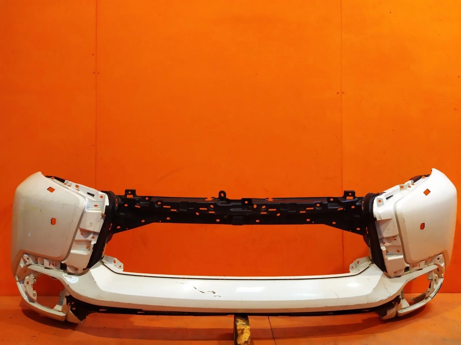 Бампер Mitsubishi Pajero Sport 2015-2021 3