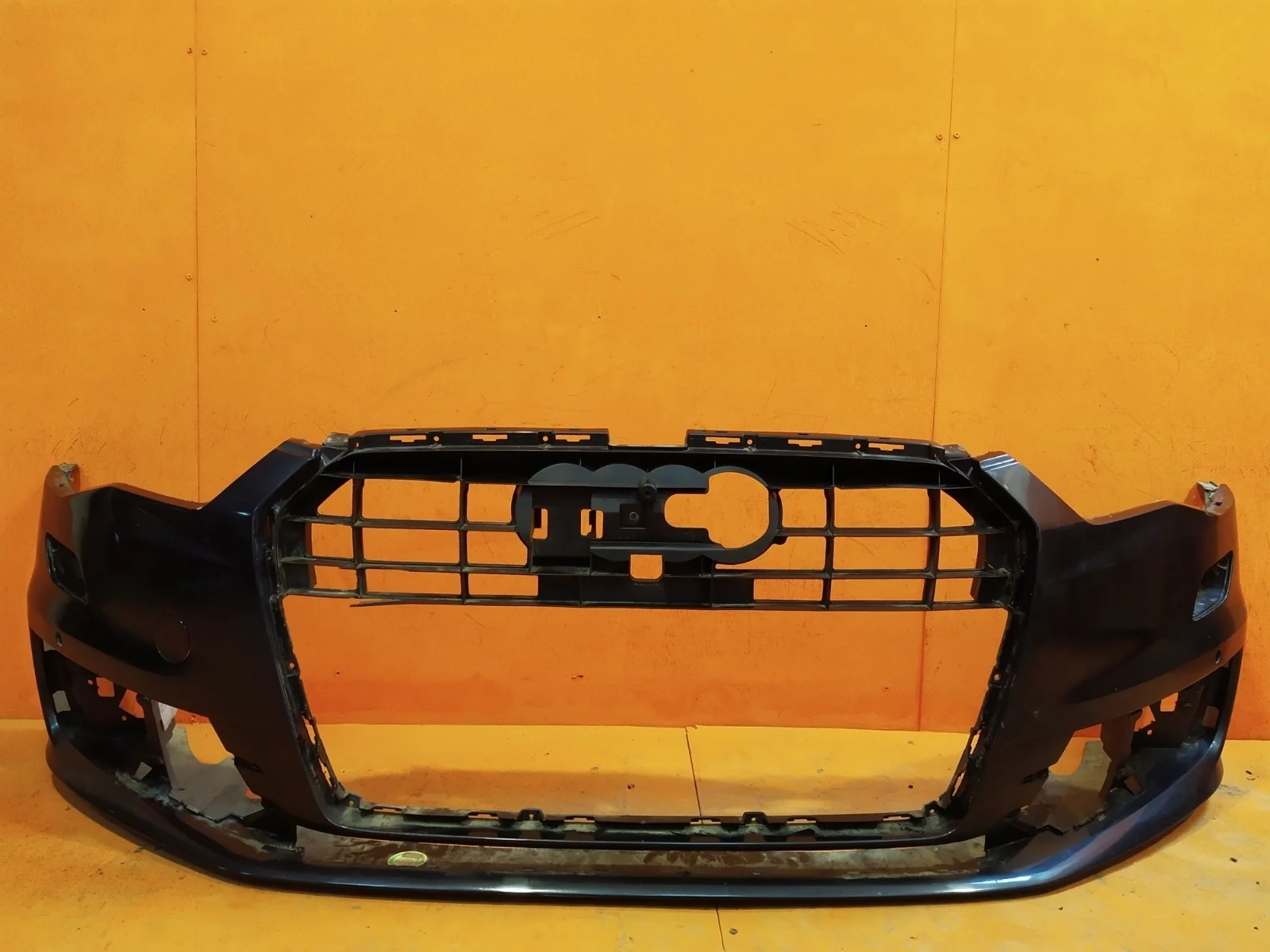 Бампер Audi A6 2014-2018 C7