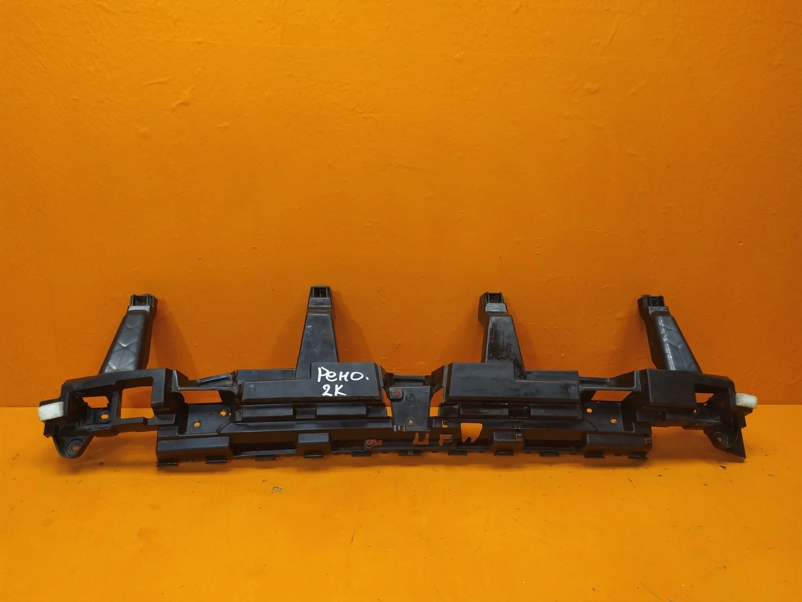 Абсорбер бампера Renault Kaptur 2016-нв