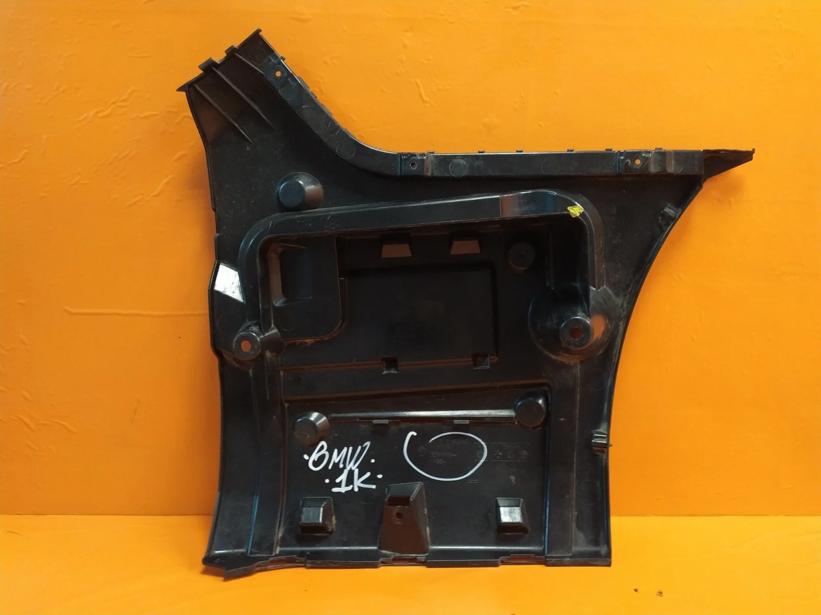 Кронштейн бампера BMW 7 series 2008-2015 F01 F02 F04