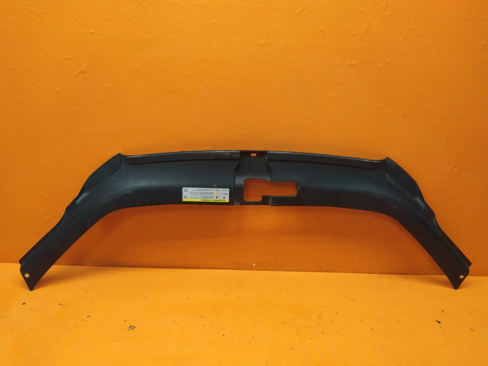 Кожух замка капота Audi Q7 2005-2015 4L