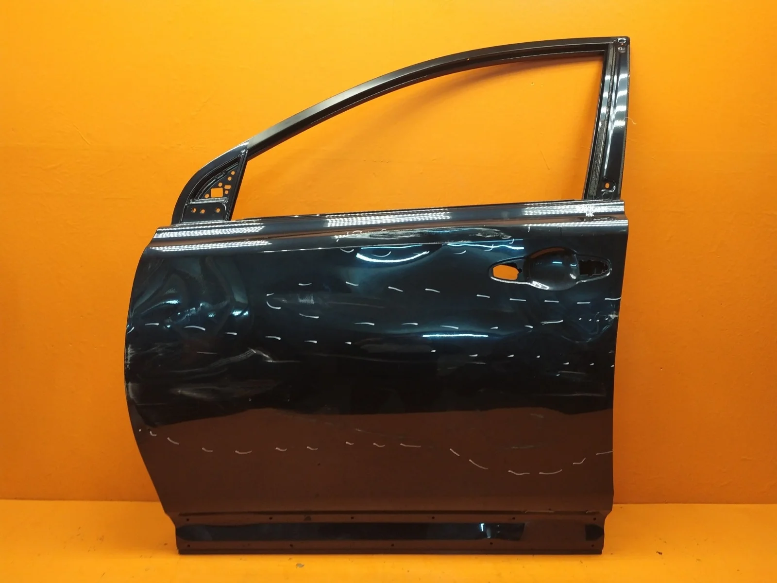 Дверь Toyota Rav4 2012-2019 CA40