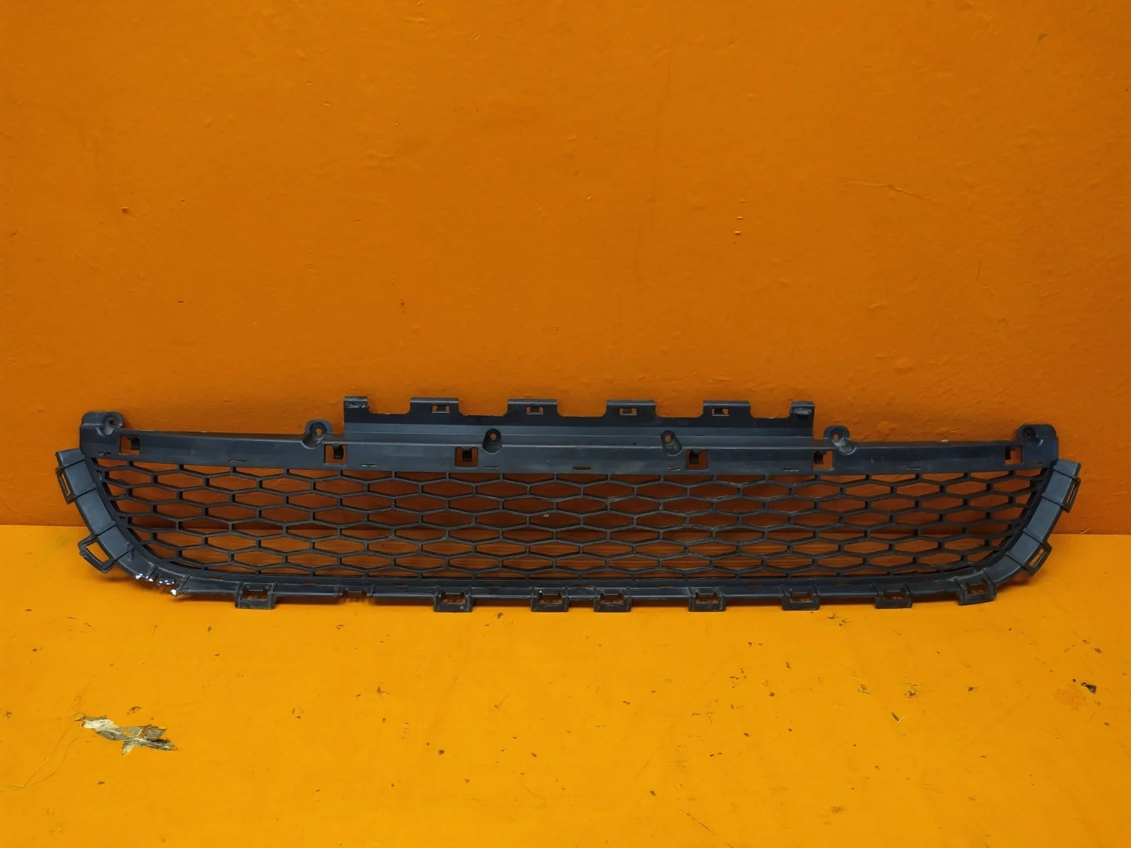 Решетка бампера Land Rover Discovery Sport 2014-2019 L550