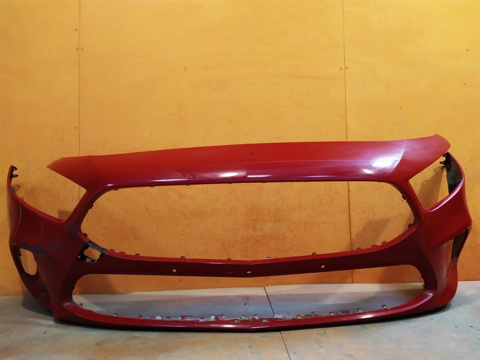 Бампер Mercedes A-Class 2018-нв W177