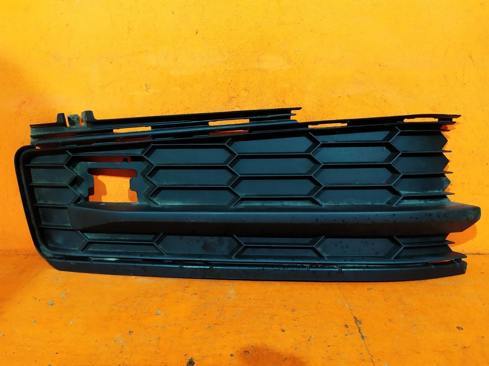 Решетка бампера Skoda Kodiaq 2016-2022