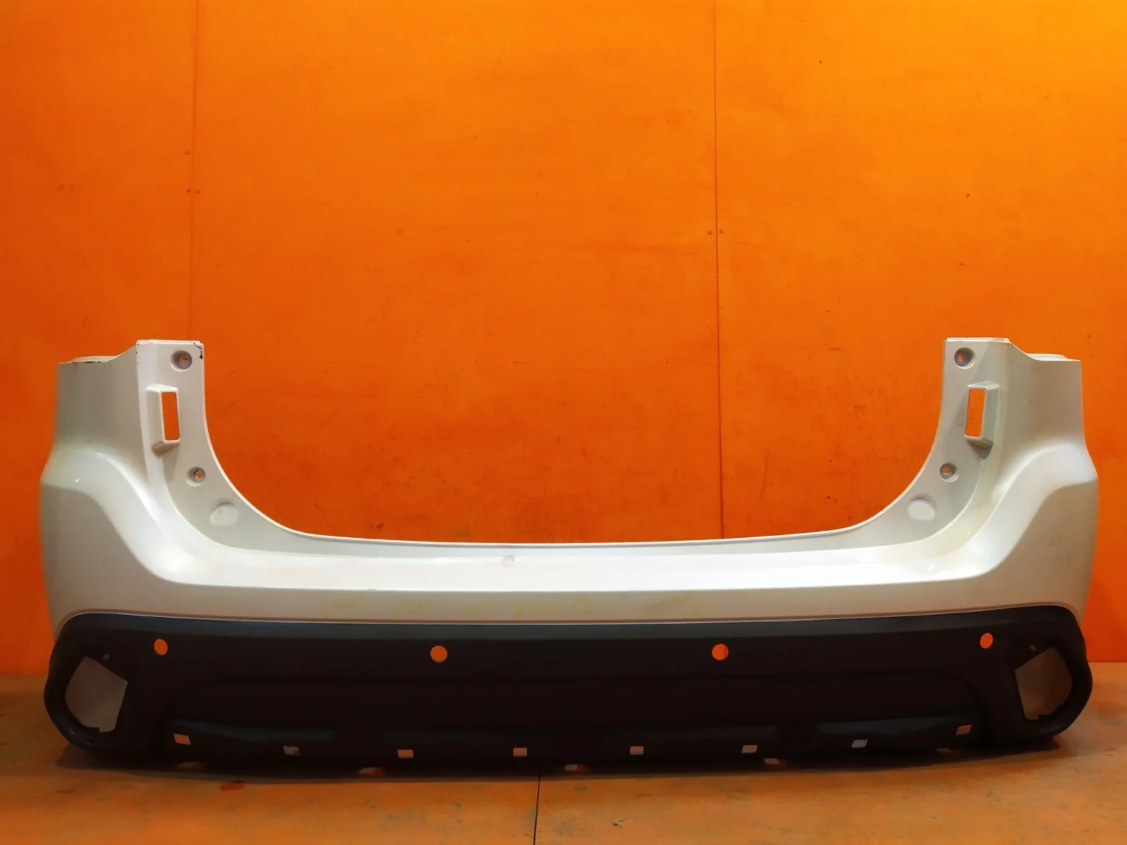 Бампер Mitsubishi Outlander 2015-2018 3