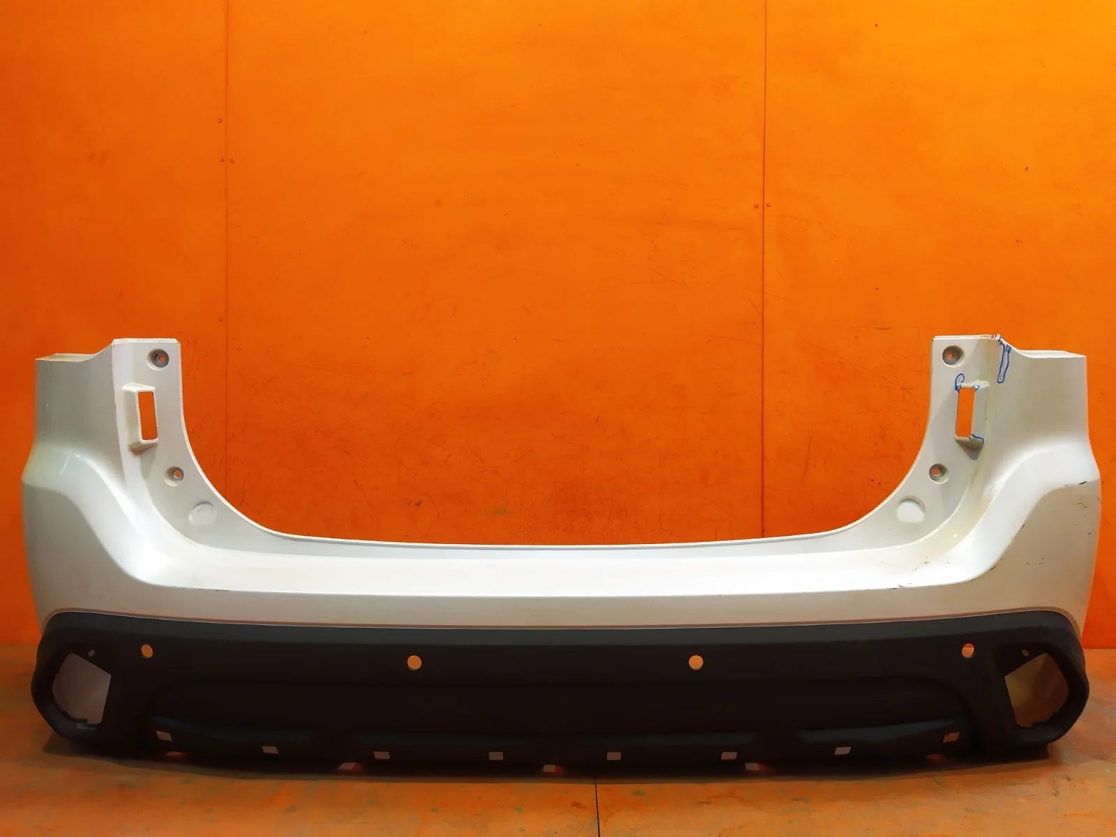 Бампер Mitsubishi Outlander 2015-2018 3