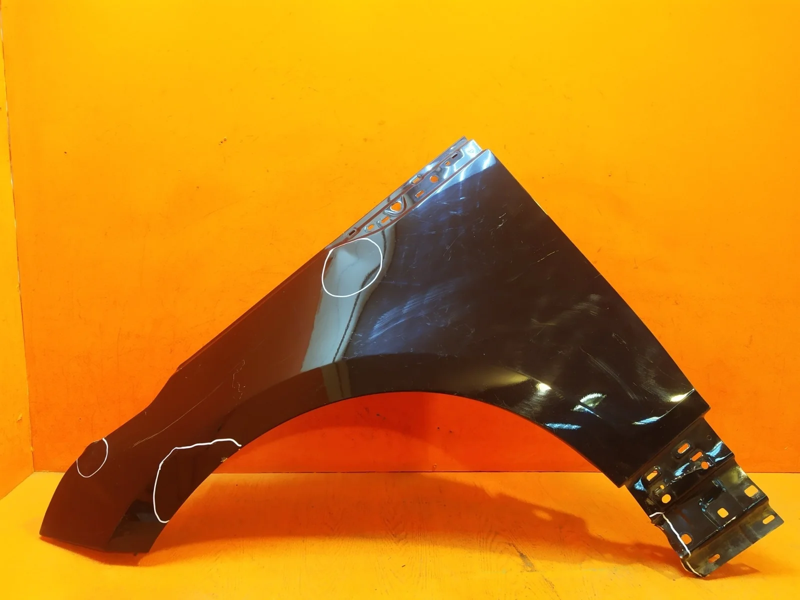 Крыло Land Rover Range Velar 2017-нв L560