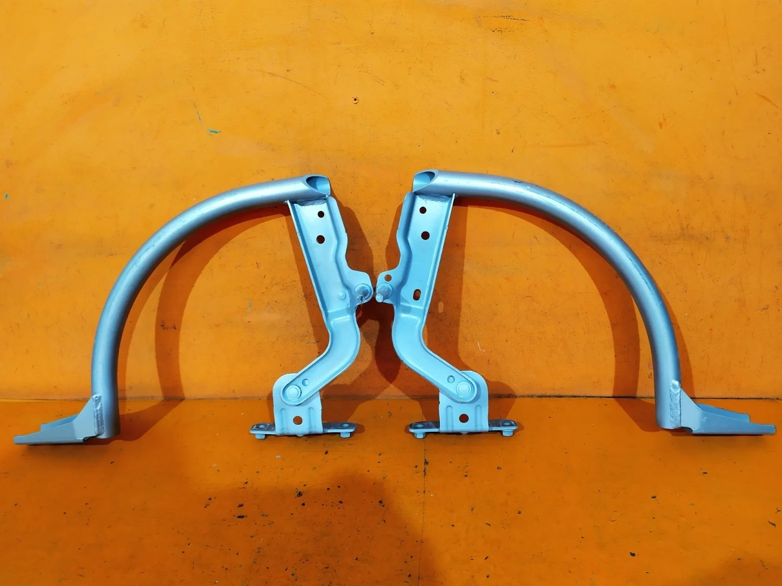 Петля крышки багажника Ford Focus 2011-2019 3