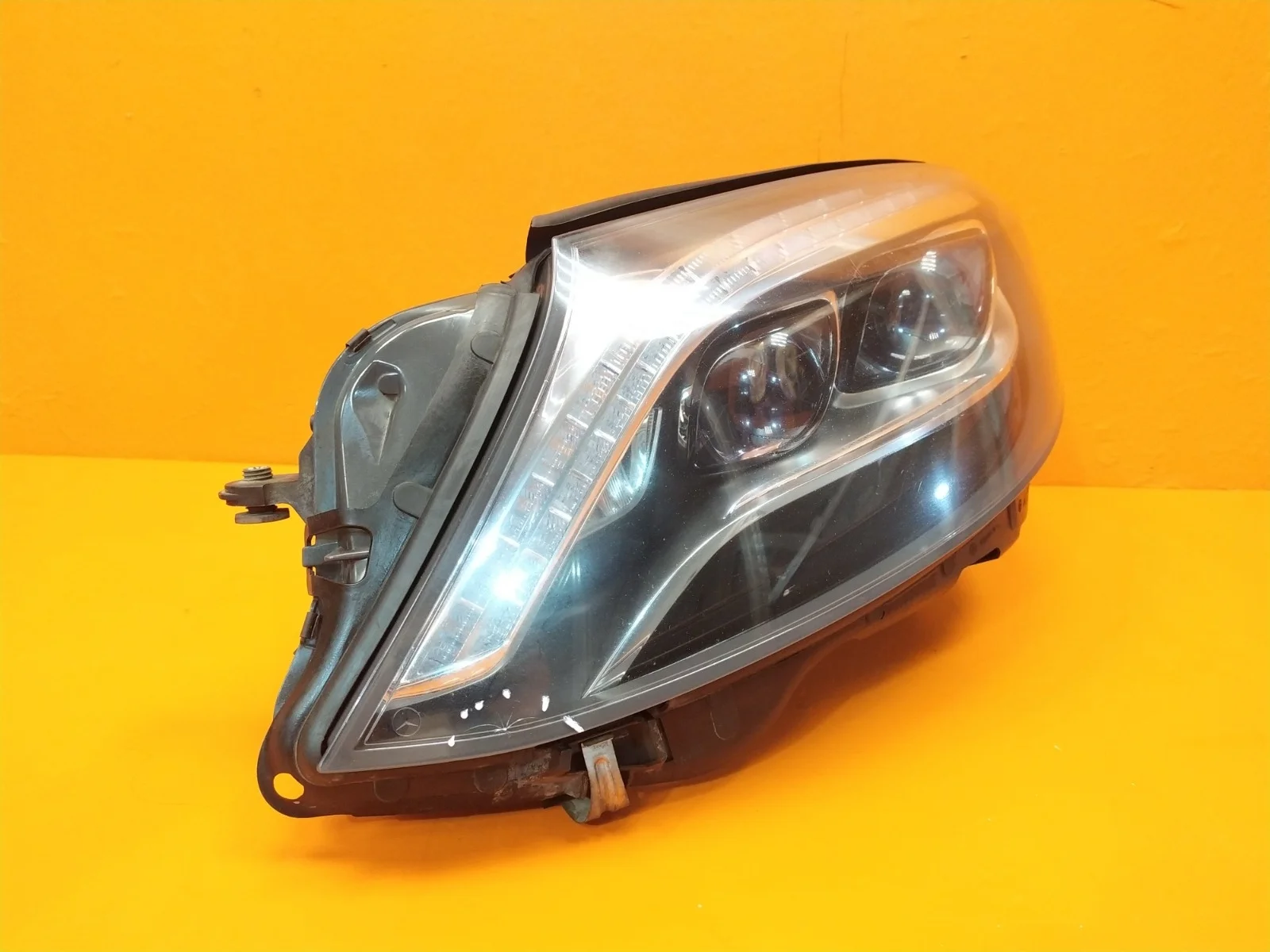 Фара Mercedes -Class 2013-2017 W222