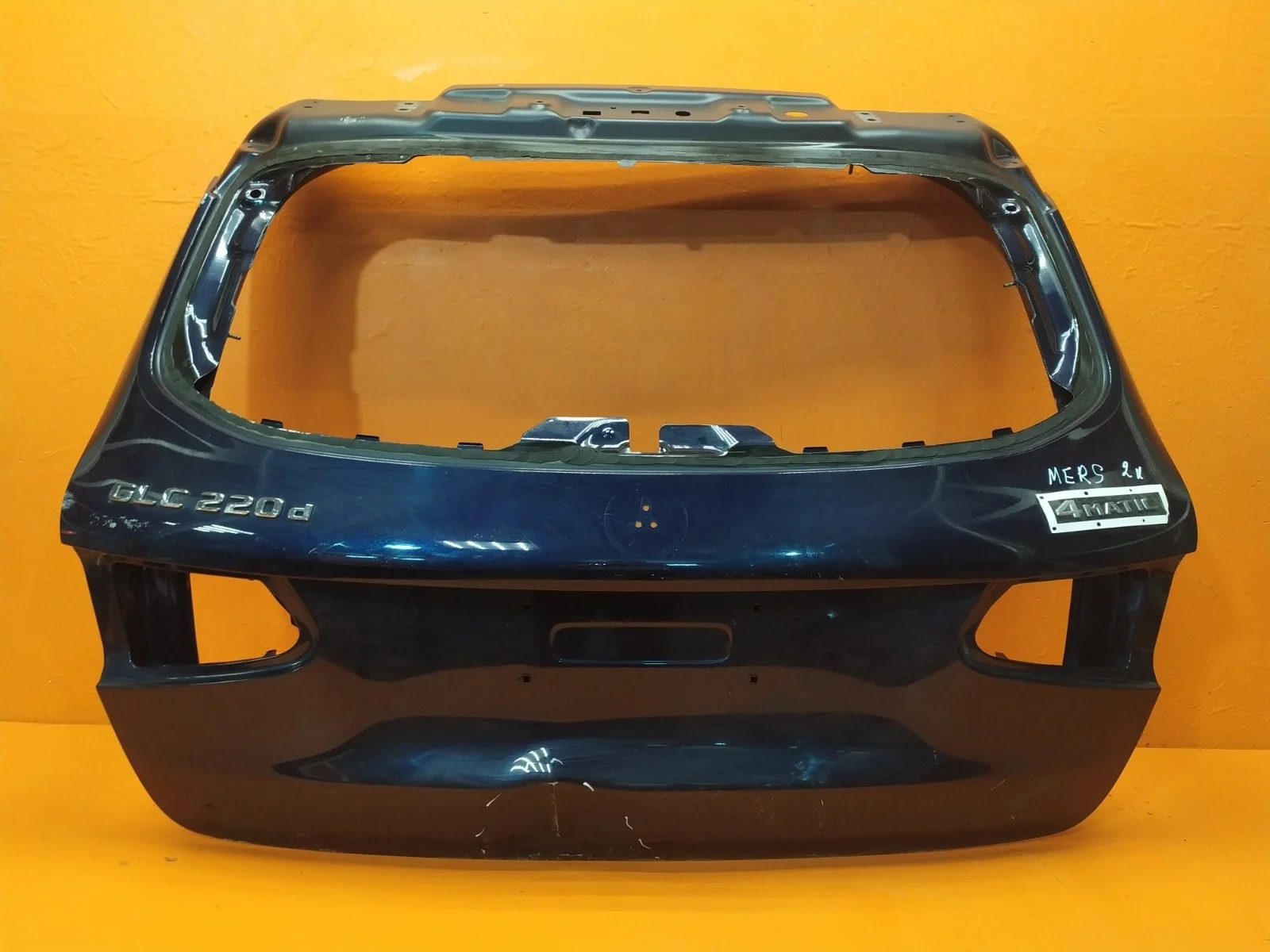 Дверь багажника Mercedes GLC-Class 2015-нв X253