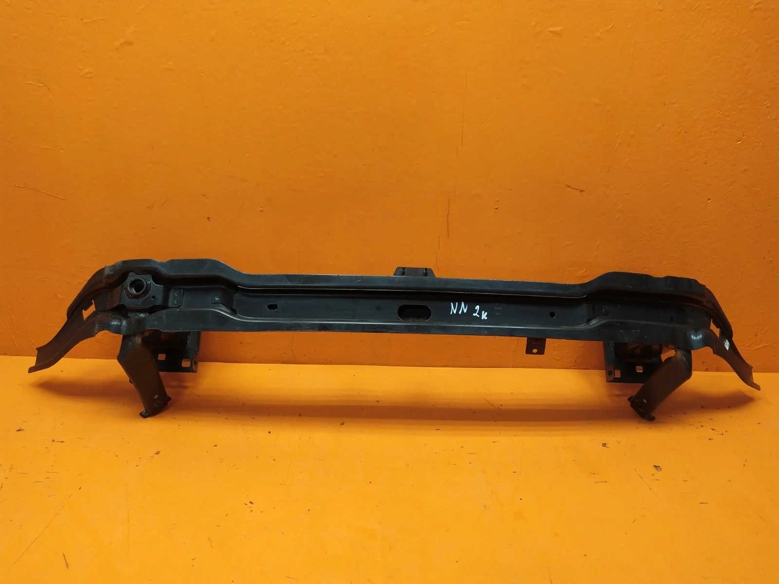 Усилитель бампера Volkswagen Tiguan 2016-2020