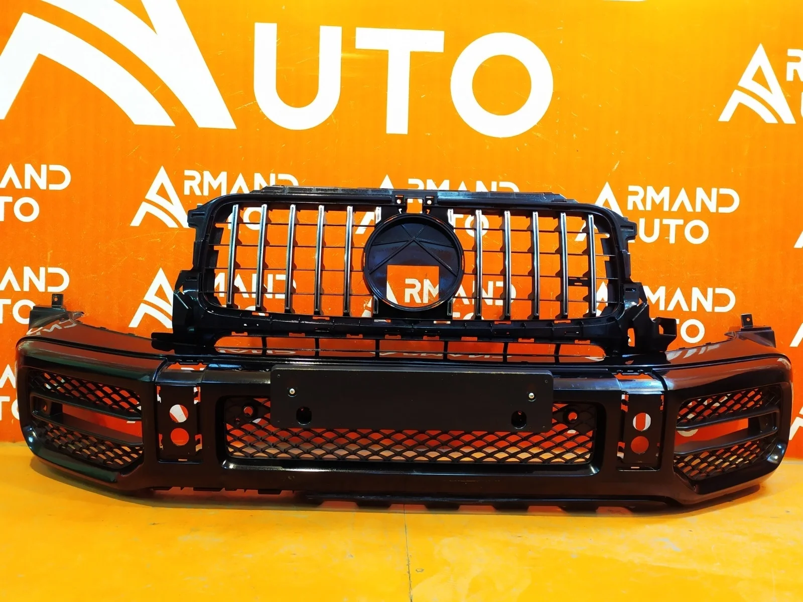 Бампер Mercedes G-Class 2018-нв W463