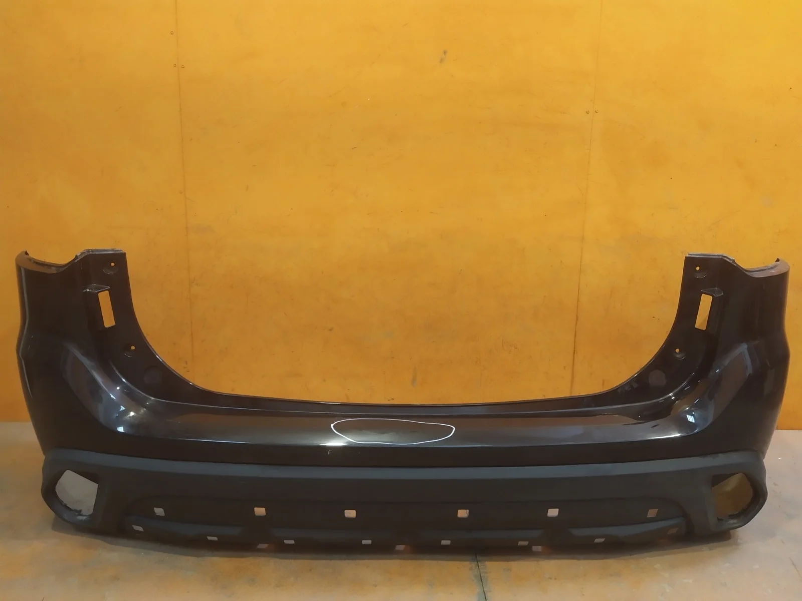 Бампер Mitsubishi Outlander 2018-нв 3