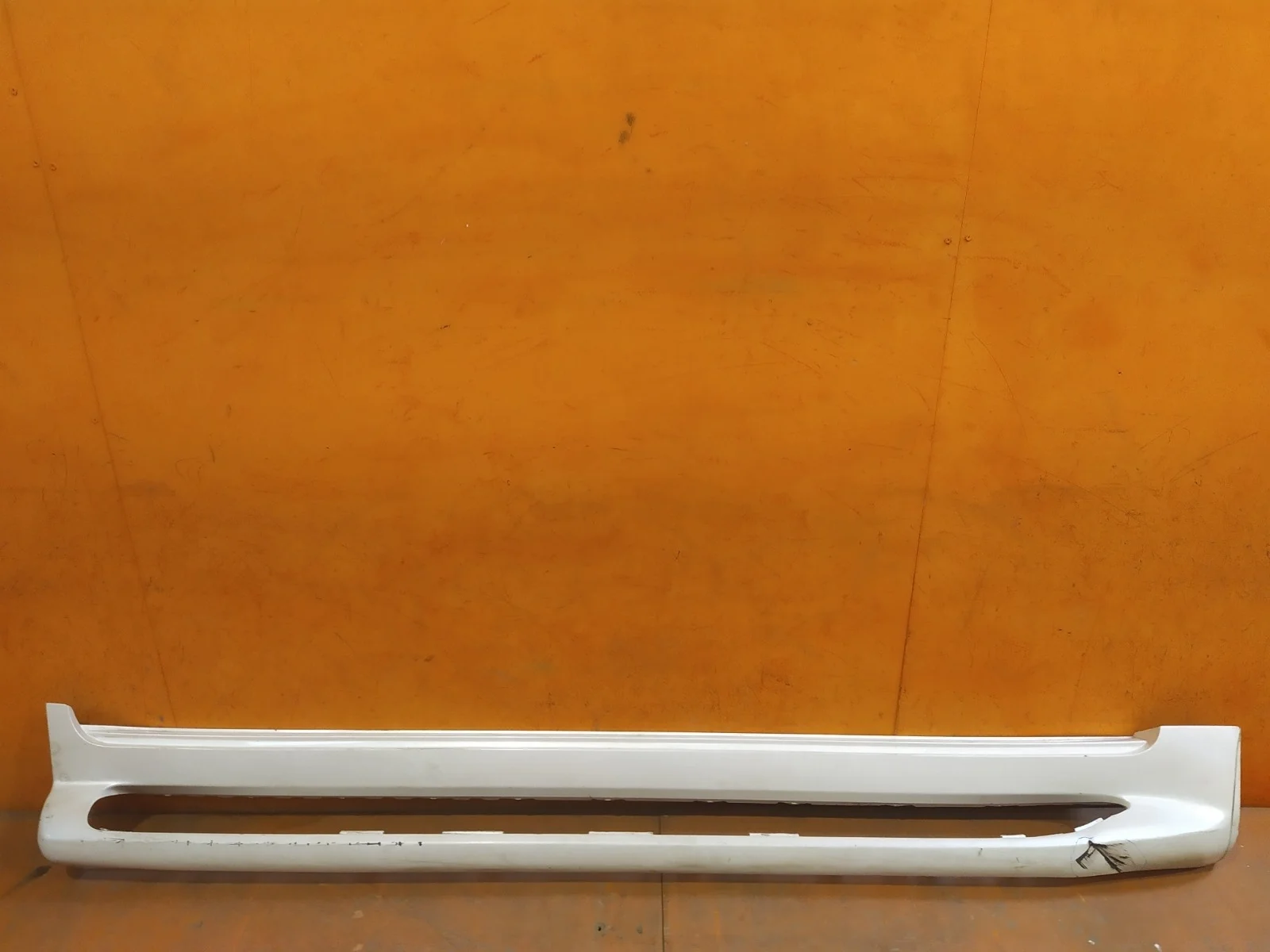 Накладка порога Toyota Land Cruiser 2012-2021 200