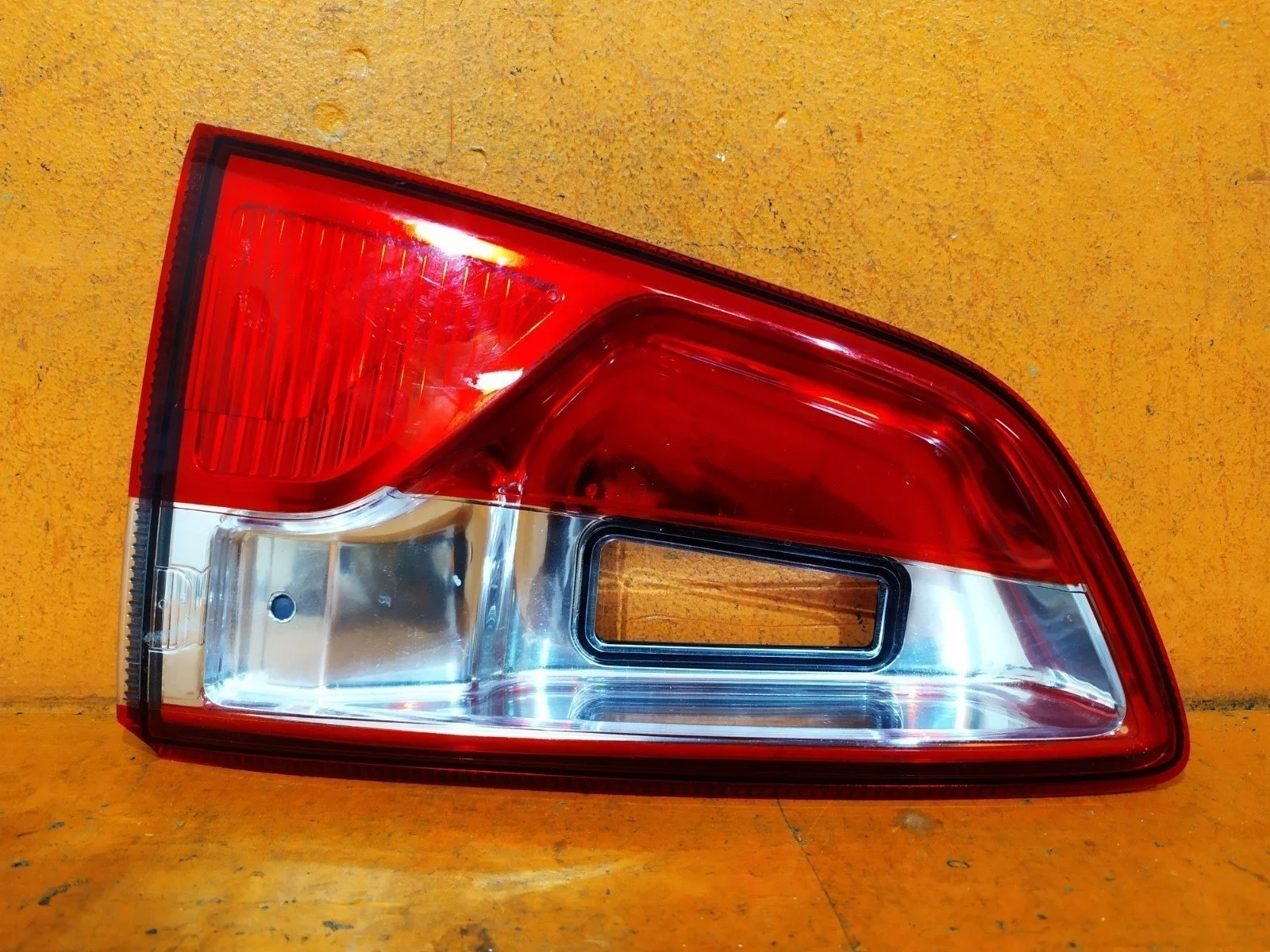 Фонарь внутренний Ford EcoSport 2014-нв