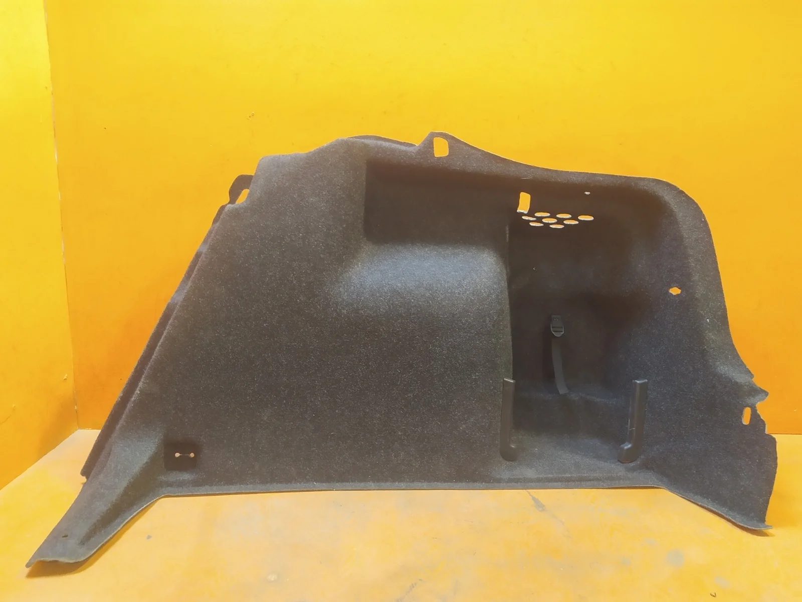 Обшивка багажника Skoda Rapid 2014-2020