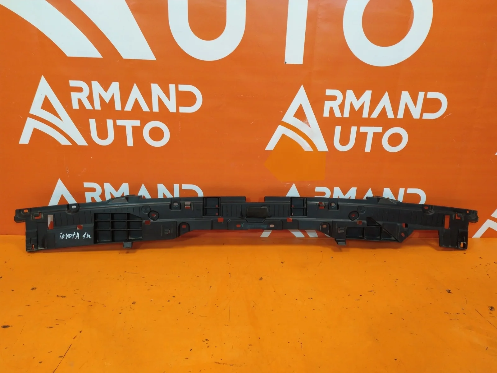 Кронштейн бампера Toyota Land Cruiser 2015-2021 200