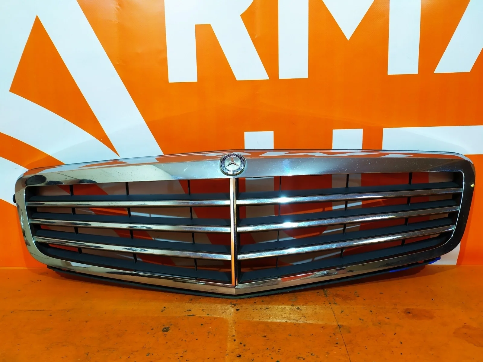 Решетка радиатора Mercedes -Class 2006-2015 W204