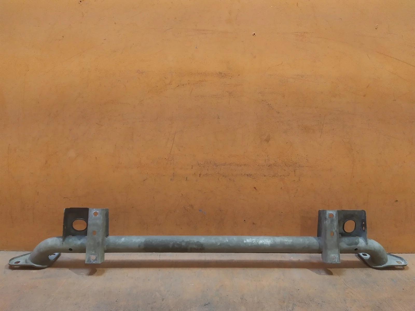 Усилитель бампера нижний Mercedes GL GLS-Class 2012-2019 X166