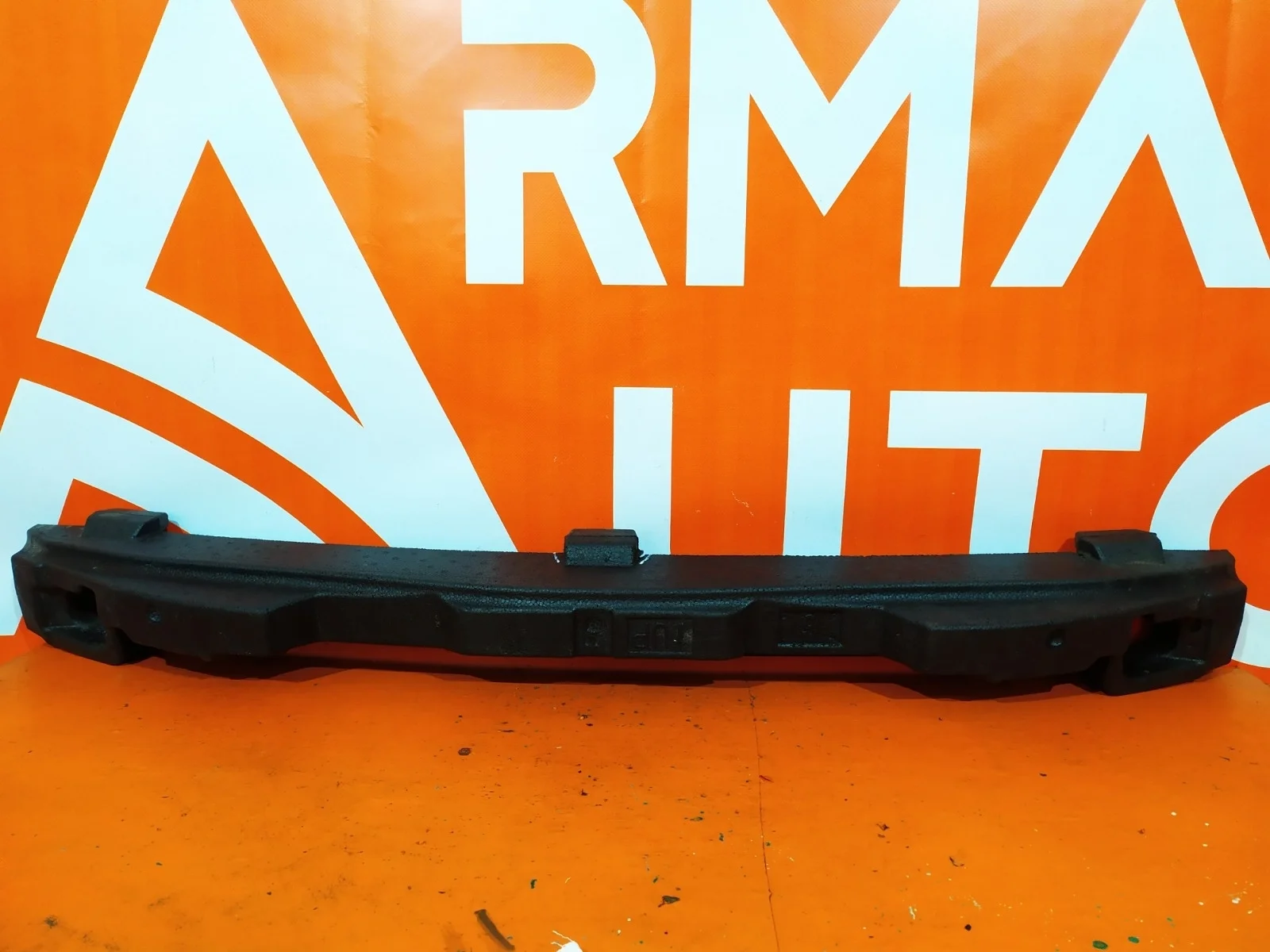 Абсорбер бампера Toyota Corolla 2015-2019 11 E160 E170 E180