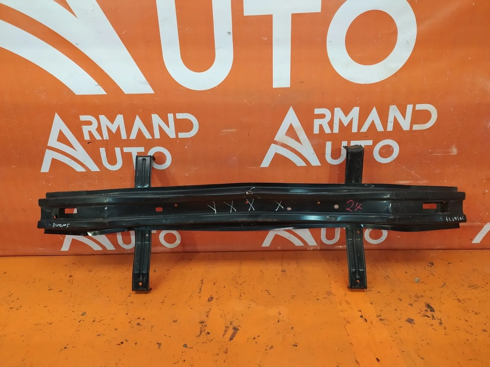 Усилитель бампера Hyundai Solaris 2010-2014