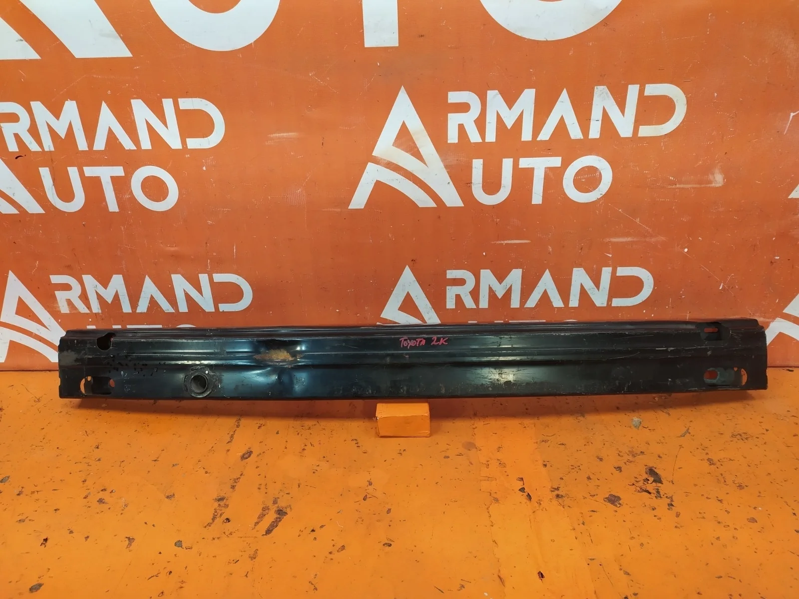 Усилитель бампера Toyota Camry 2011-2018 7 XV50