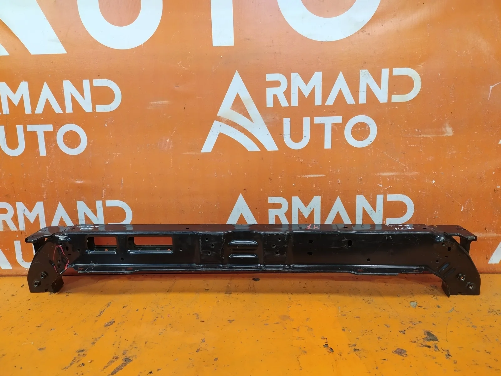 Панель передняя (суппорт радиатора) верхняя Hyundai Tucson 2015-2021 3