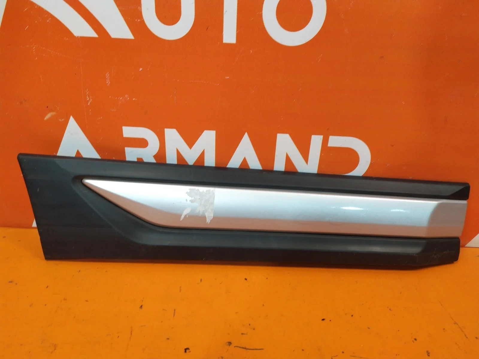 Молдинг двери Mitsubishi Outlander 2015-нв 3