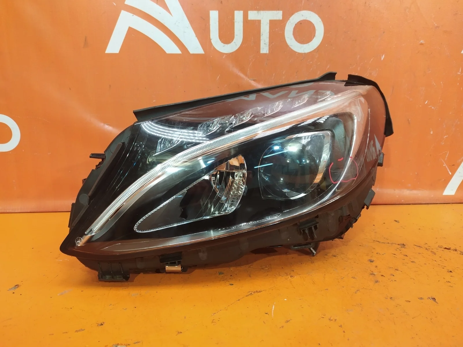 Фара Mercedes -Class 2014-2018 W205