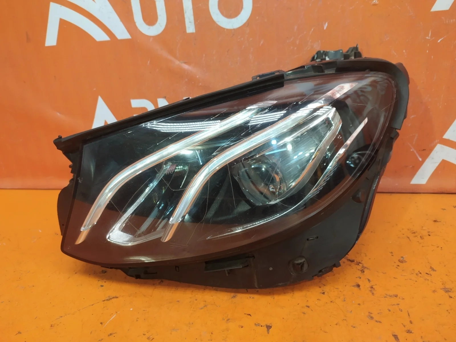 Фара Mercedes -Class 2016-2020 W213, S213, C238