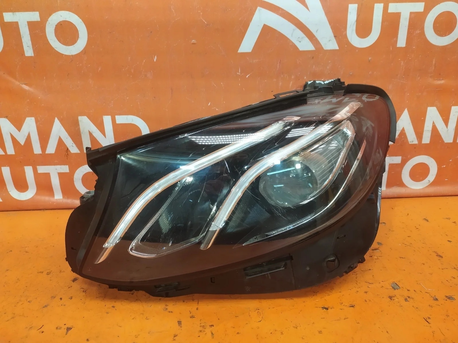 Фара Mercedes -Class 2016-2020 W213, S213, C238