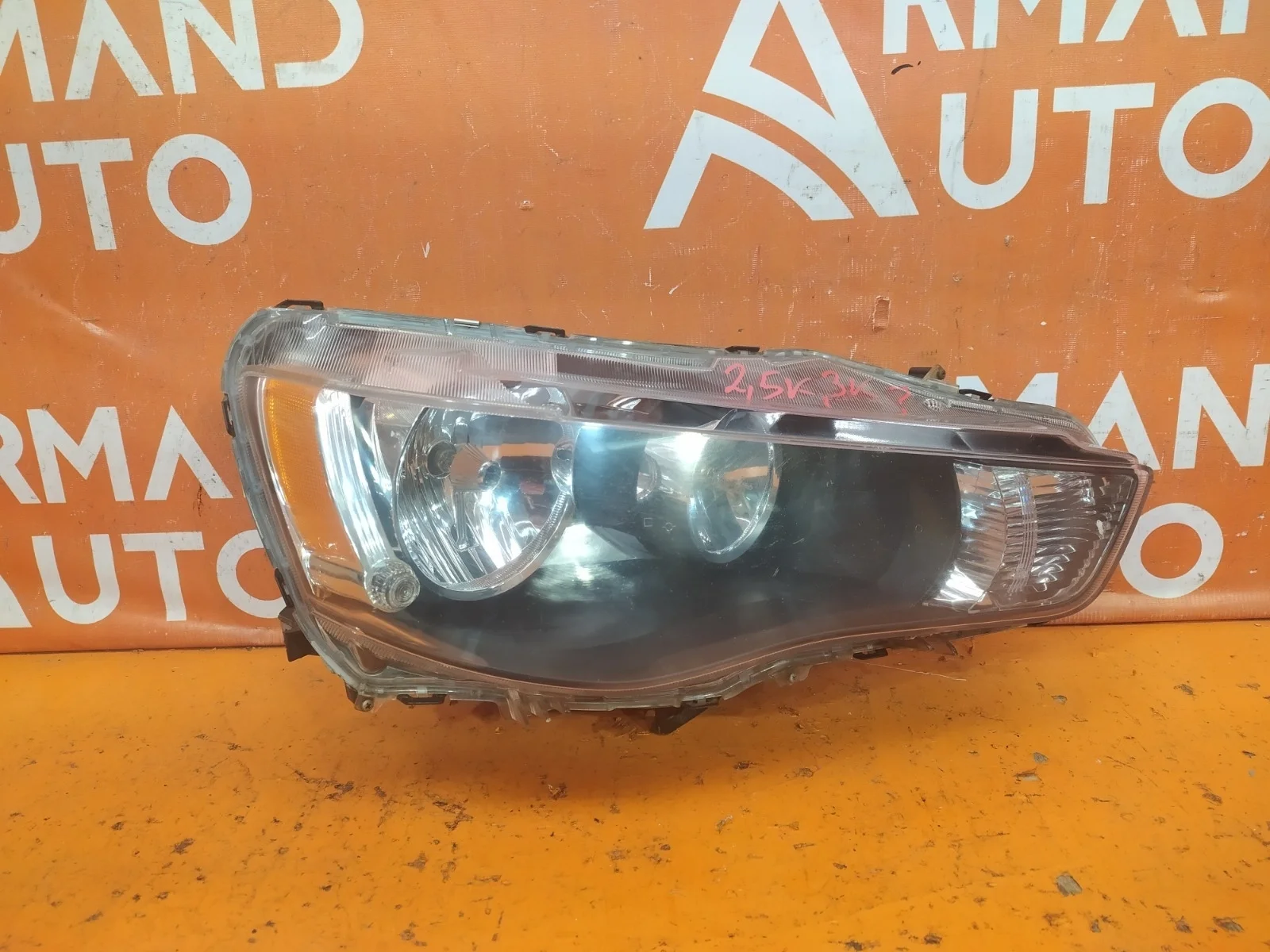 Фара Mitsubishi Outlander 2009-2013 XL