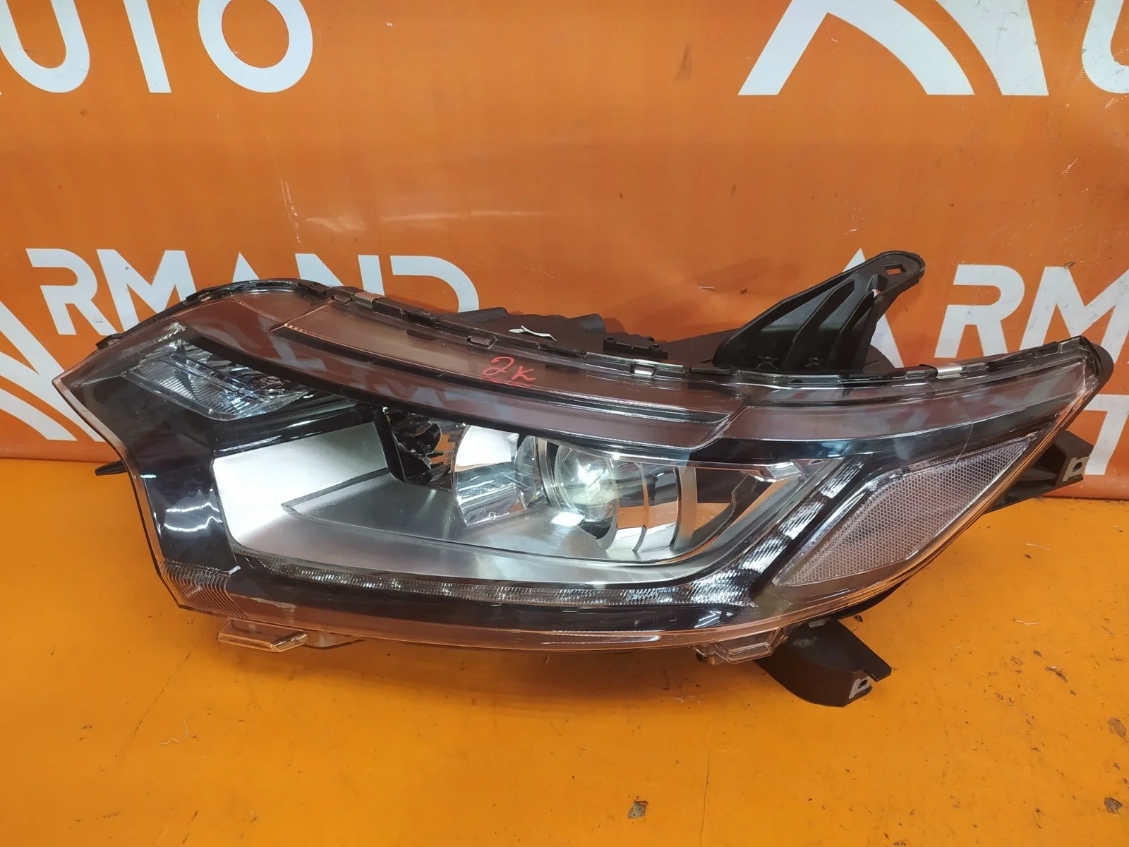 Фара Mitsubishi Outlander 2015-нв 3