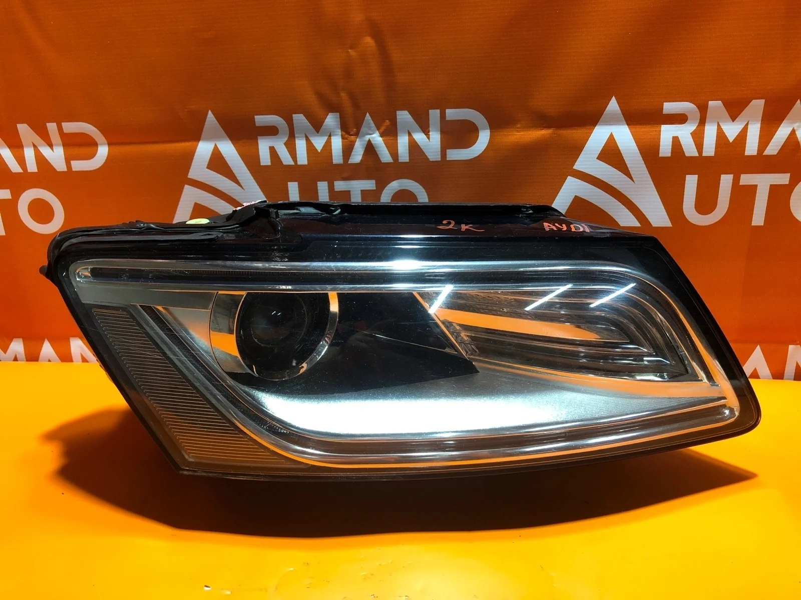 Фара Audi Q5 2012-2017 8R