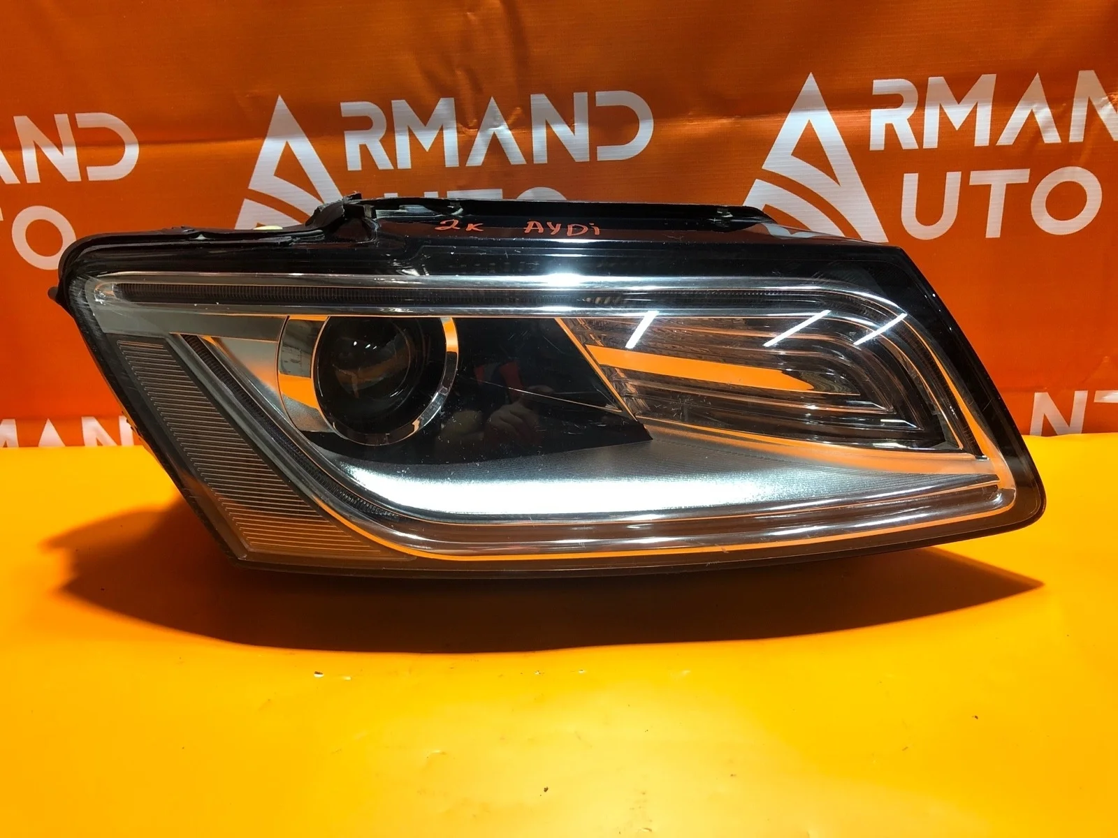 Фара Audi Q5 2012-2017 8R