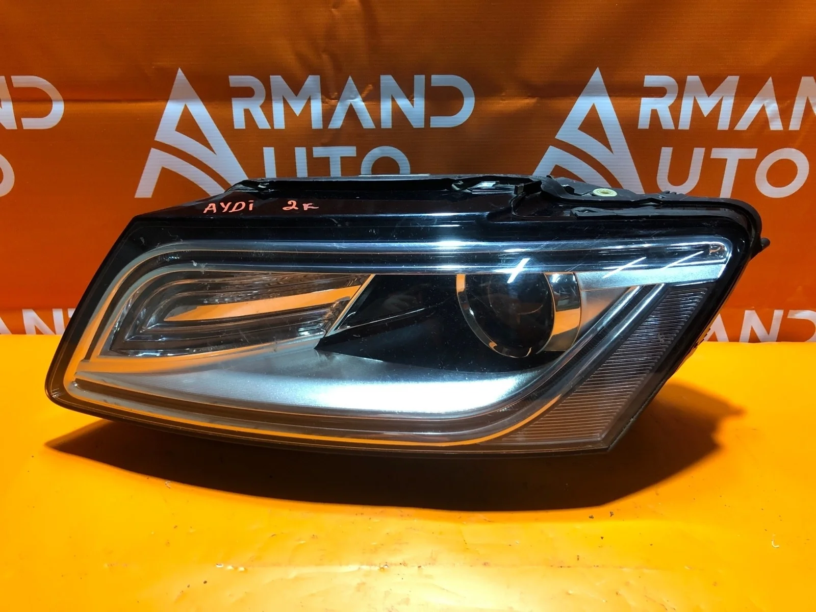 Фара Audi Q5 2012-2017 8R