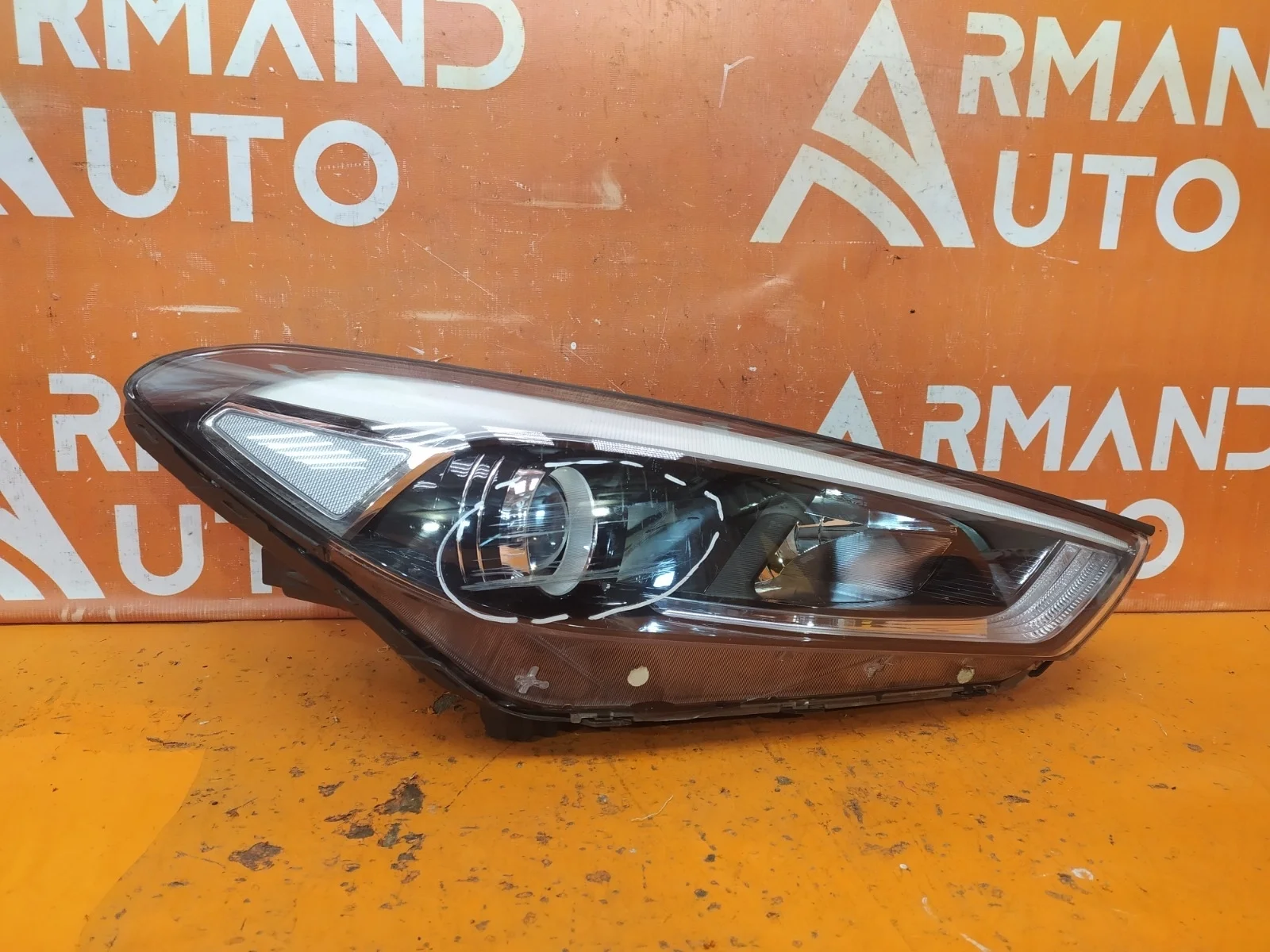 Фара Hyundai Tucson 2015-2018 3