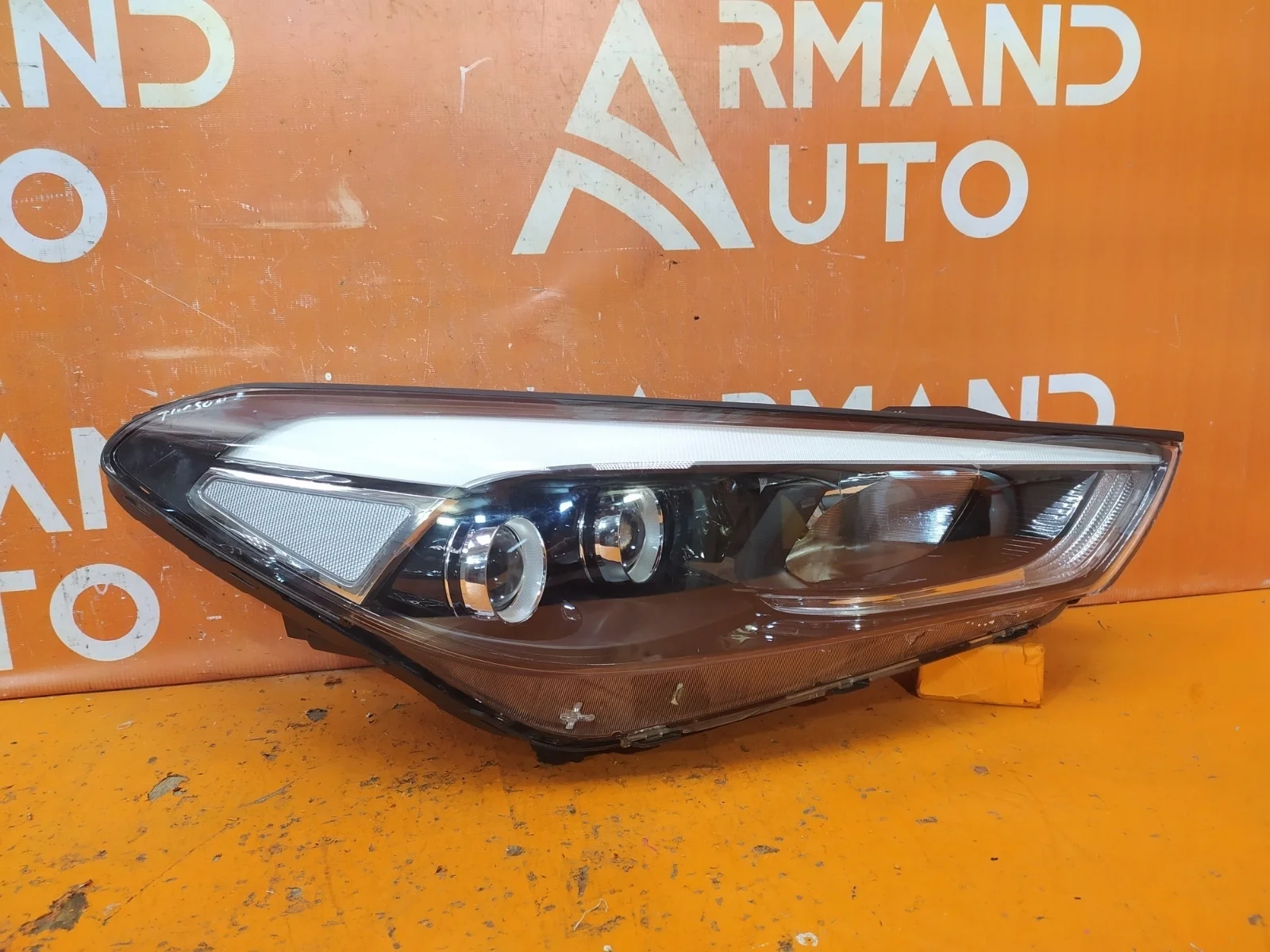 Фара Hyundai Tucson 2015-2018 3
