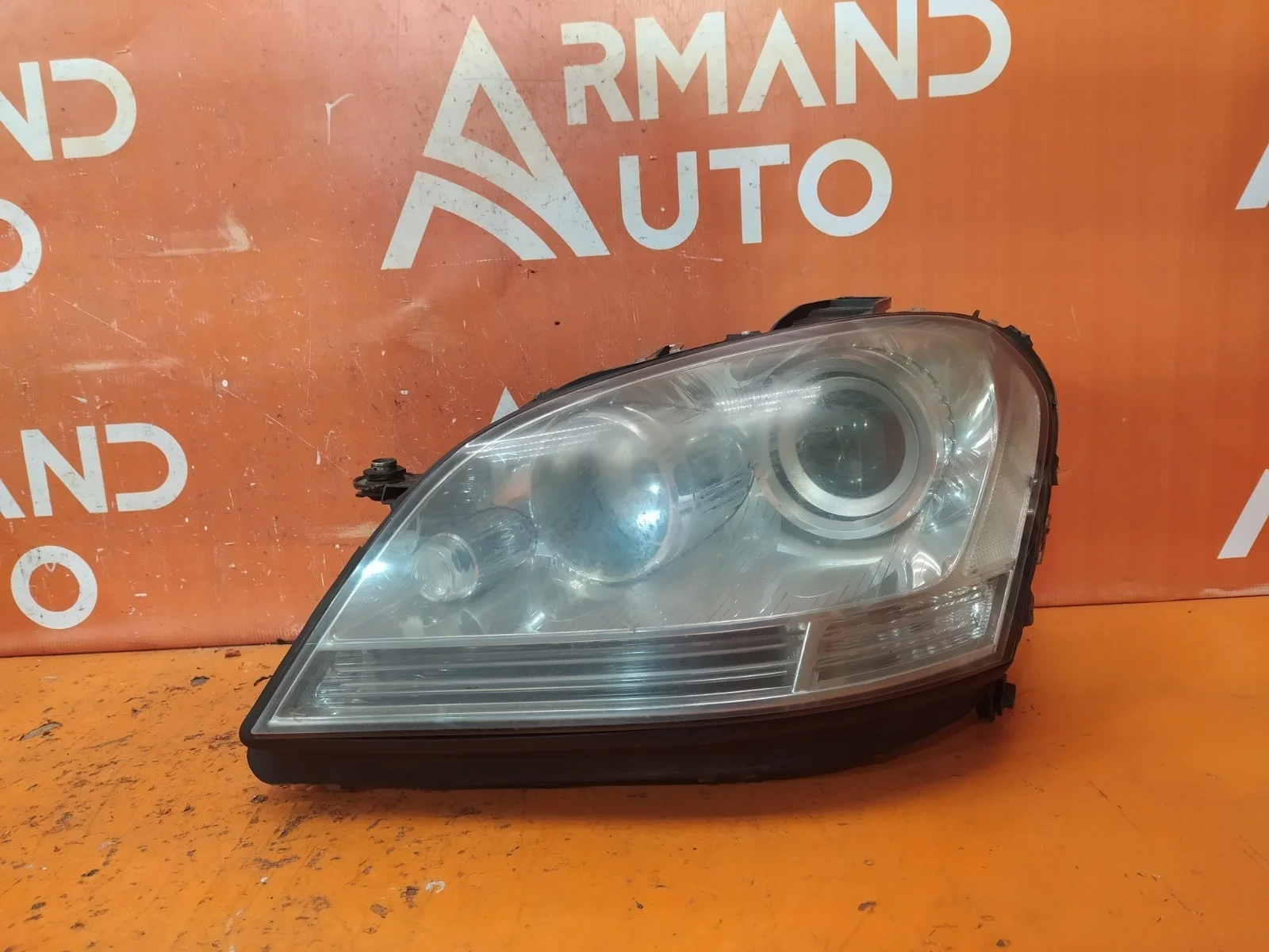 Фара Mercedes ML-Class 2005-2008 W164