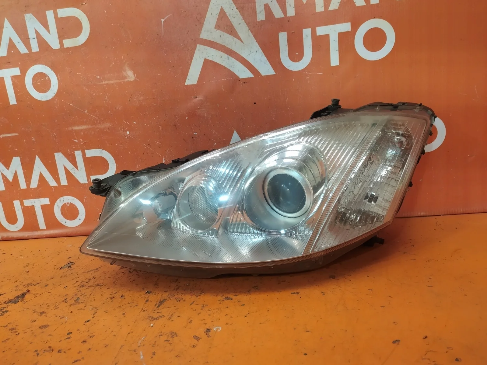 Фара Mercedes -Class 2005-2009 W221