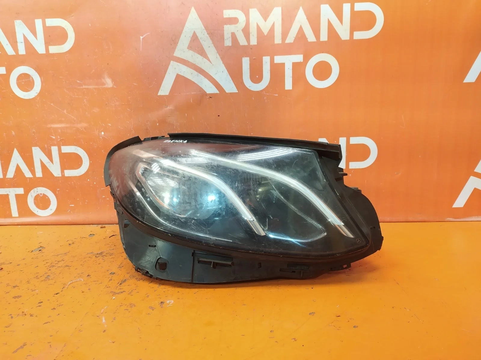 Фара Mercedes -Class 2016-2020 W213