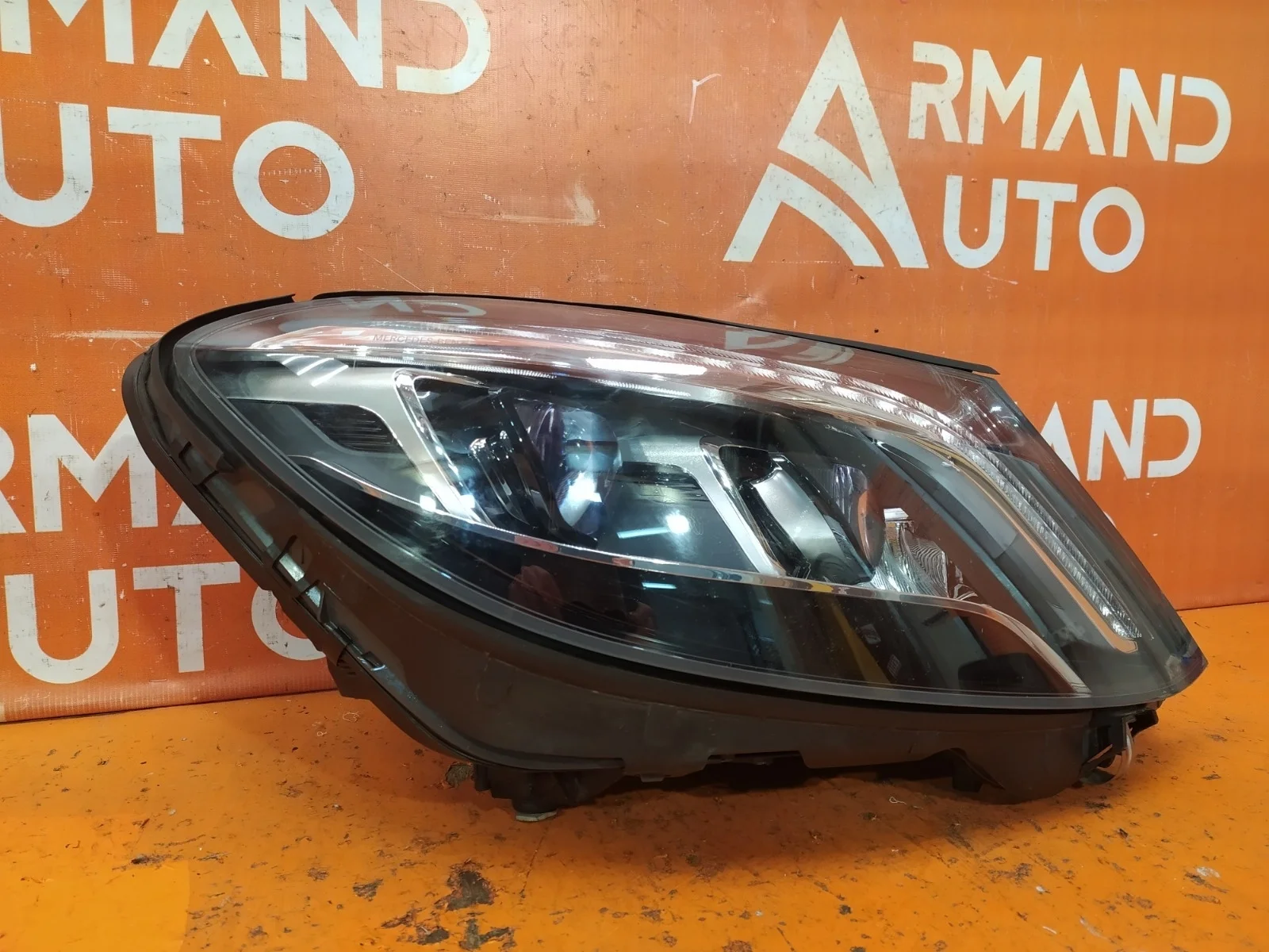 Фара Mercedes -class 2013-2017 W222