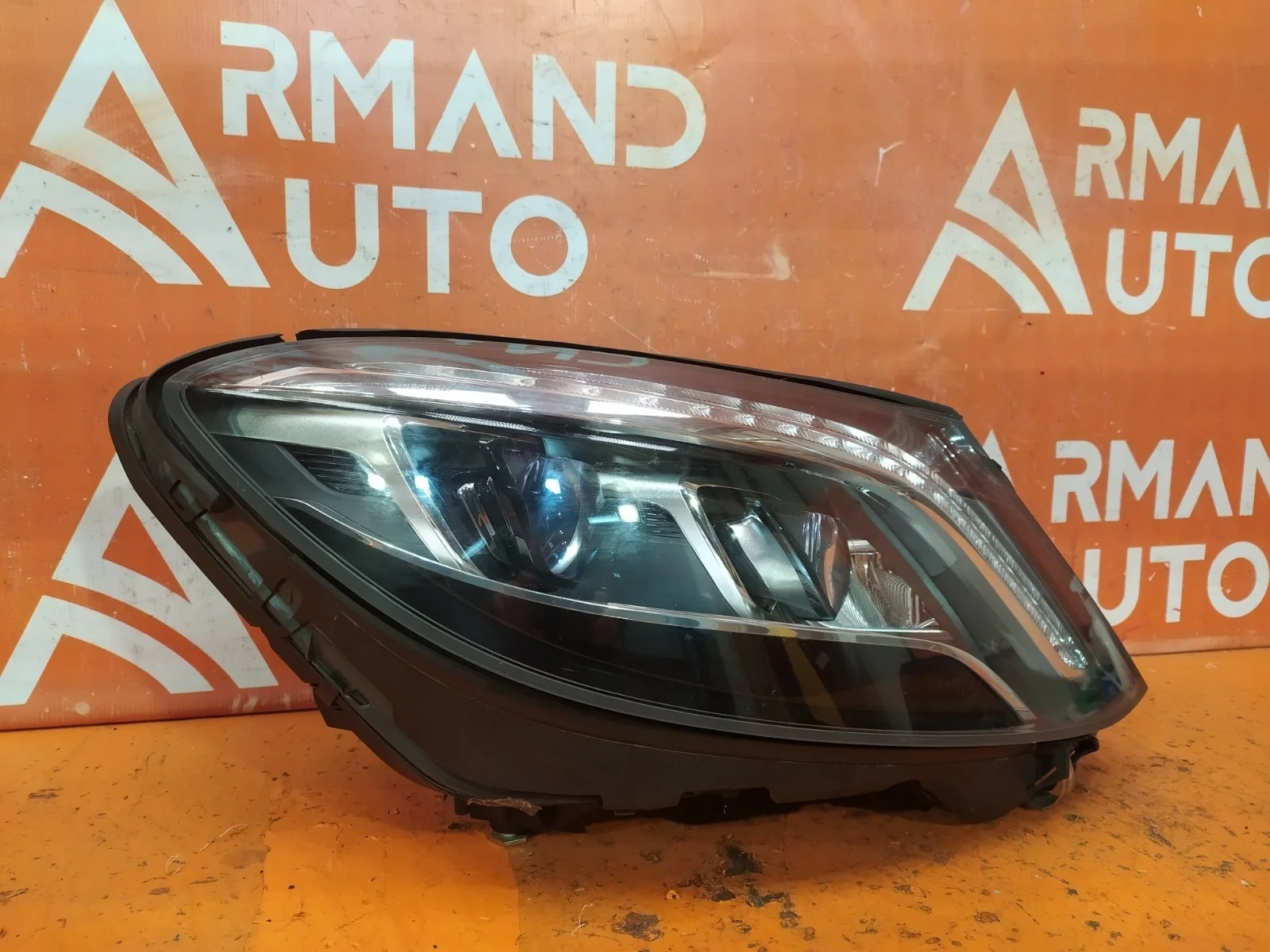 Фара Mercedes -Class 2013-2017 W222