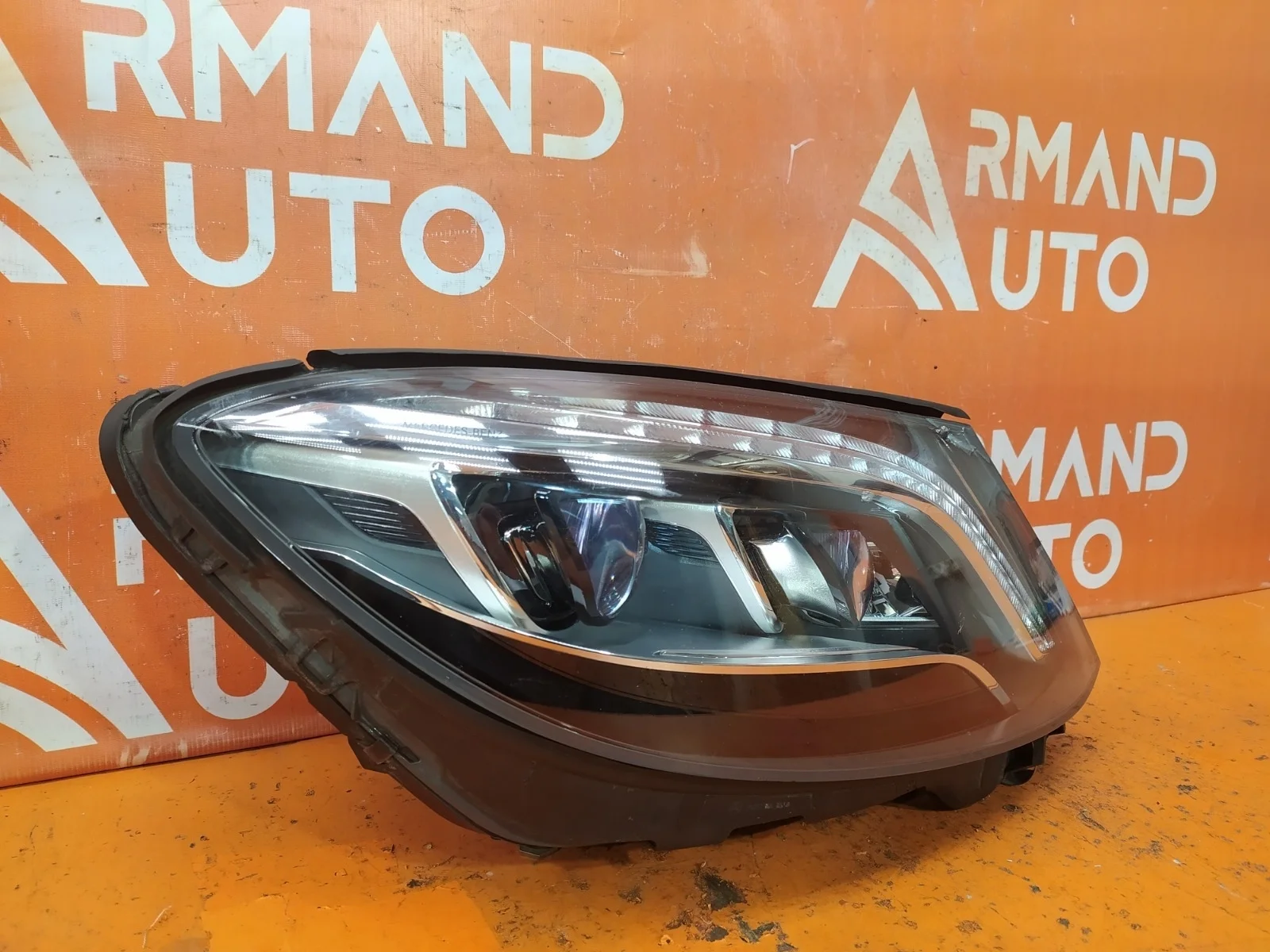Фара Mercedes -Class 2013-2017 W222