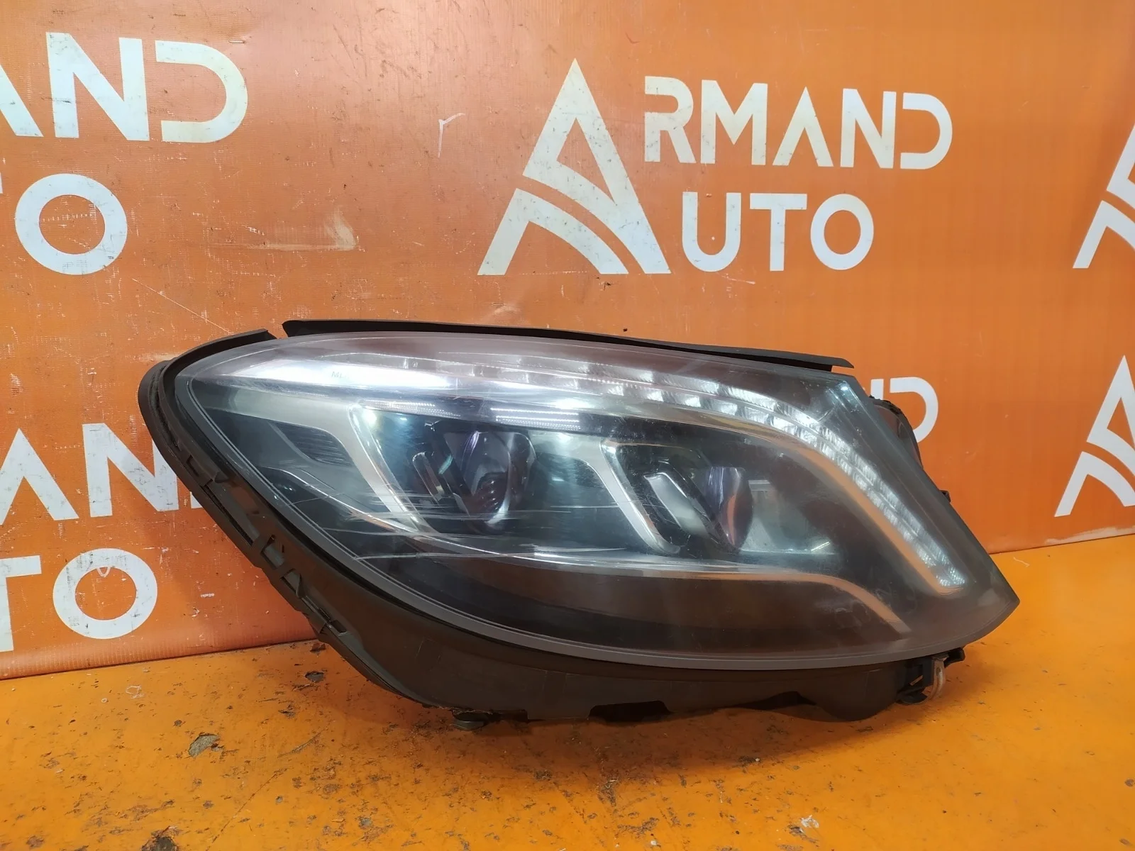 Фара Mercedes -Class 2013-2017 W222